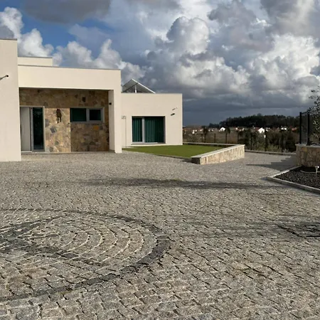 Vivenda Dos Duartes Holiday home Amor